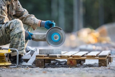 Curb Stone Machines Information: Types, Operating Methods, Components and Production Applications