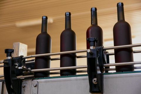 Industrial Equipment Guide: Types, Working Principles, Applications, Features and Selection Factors