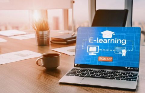 E-Learning Portals Guide: Platforms, Course Formats, Learning Tools and Key Features