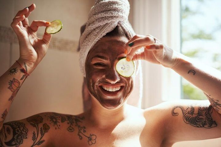 Fruit Facial at Home Guide: Natural Ingredients, Preparation Methods and Application Techniques