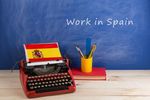 Guía para trabajar en España: permisos, documentos, contratos y requisitos laborales.