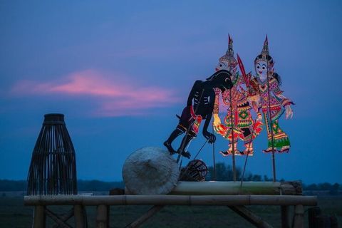 International Destinations Guide: Countries, Cities, Attractions, Travel Seasons and Planning Tips