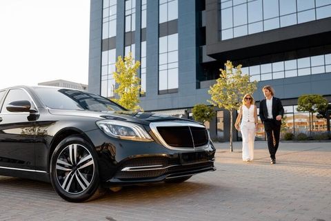 Autonomous Vehicle Guide: Technology, Sensors, Automation Levels, Features and Applications