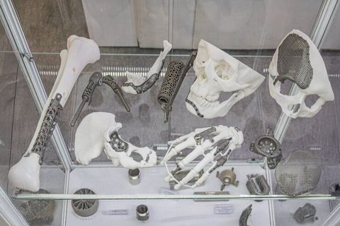 3D Printed Medical Implants Guide: Designs, Materials, Uses, Benefits and Manufacturing Methods